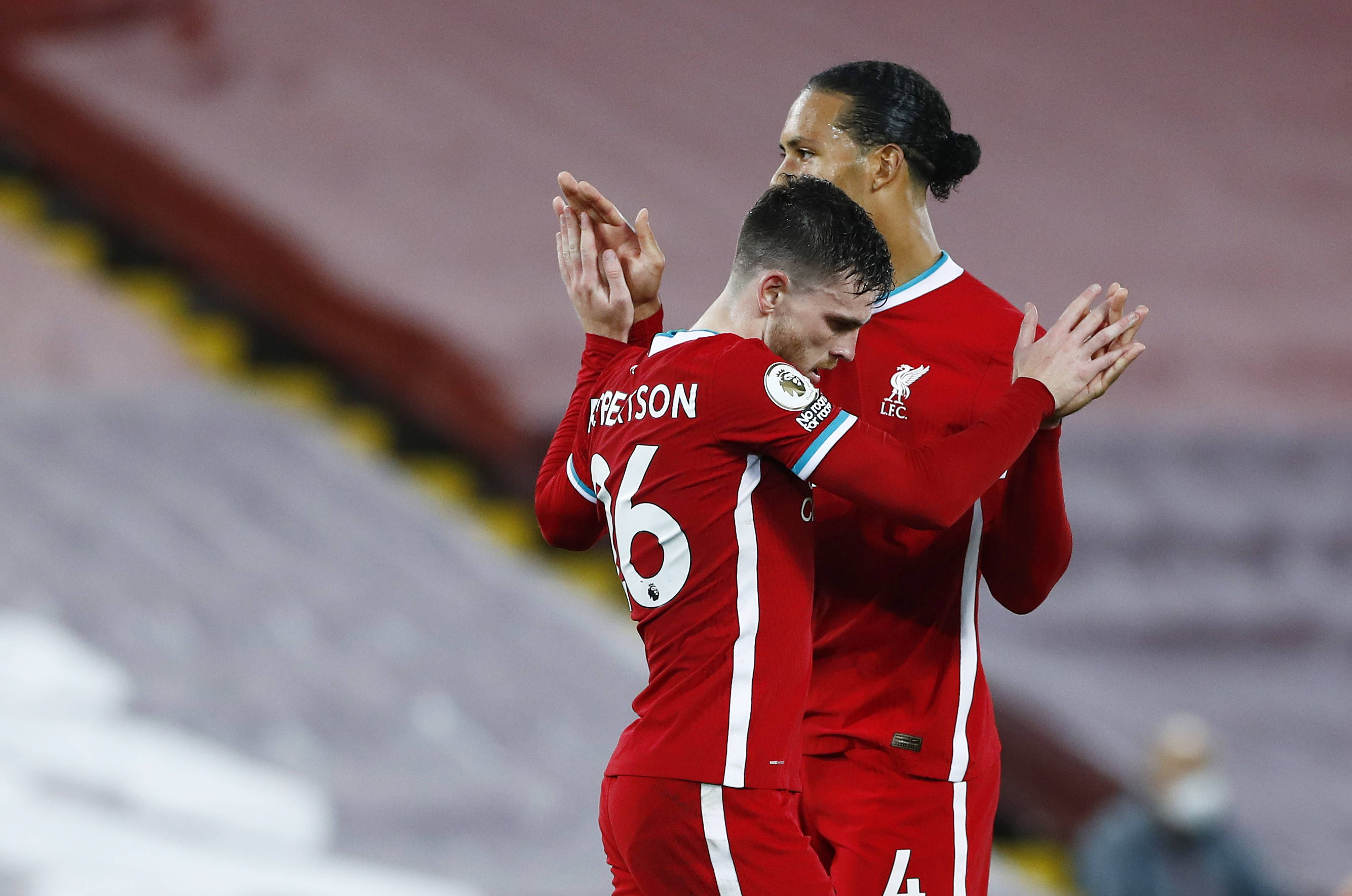 秀的门前嗅 秀的门前嗅